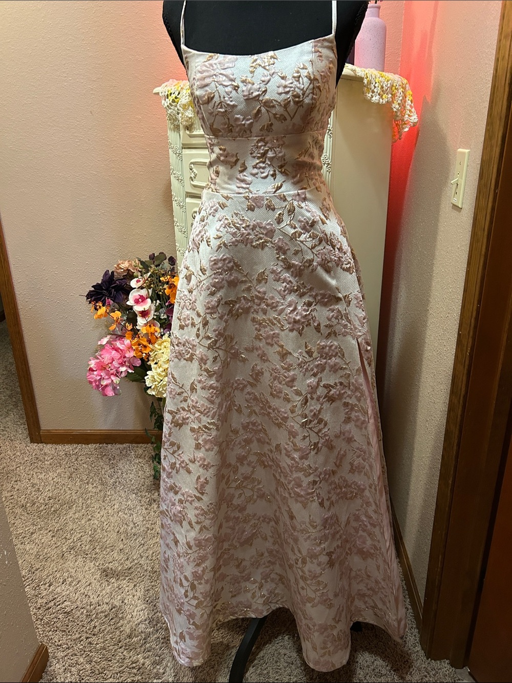 B Darlin Pink and Gold Floral Brocade Prom Gown - EXCELLENT CONDITION